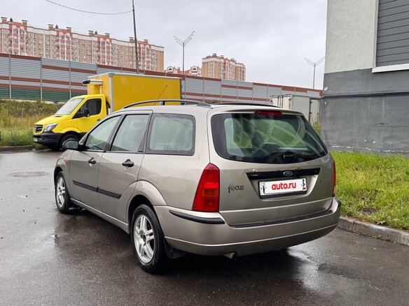 2004 Ford Focus I Рестайлинг, серый - вид 3