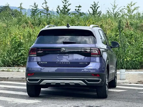 2021 Volkswagen T-Cross I (China Market), синий, 1500000 рублей, вид 4