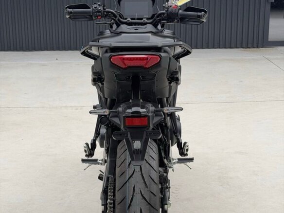 2026 Yamaha Tracer 9, чёрный, 1970000 рублей - вид 5