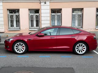 2019 Tesla Model S P100D I Рестайлинг, красный, 2500000 рублей, вид 3