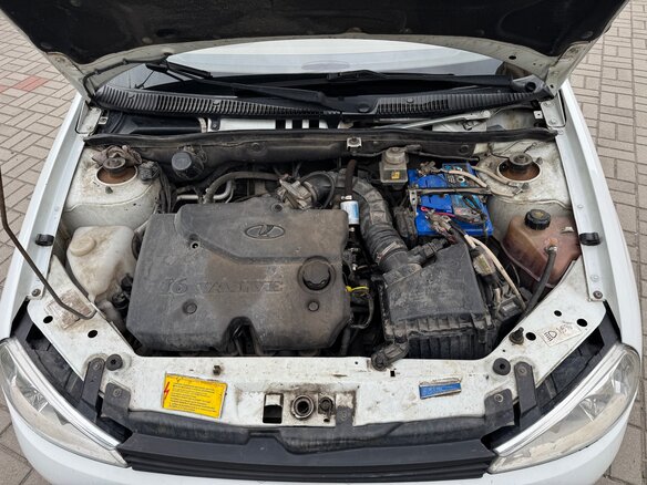 2010 Lada (ВАЗ) Kalina I, белый, 400000 рублей - вид 11