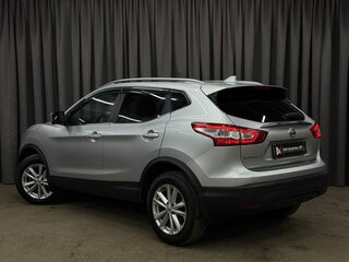 2017 Nissan Qashqai II, серебристый, 1479777 рублей, вид 2