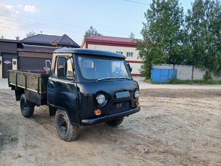 1988 УАЗ 3303, зелёный, 250000 рублей, вид 1