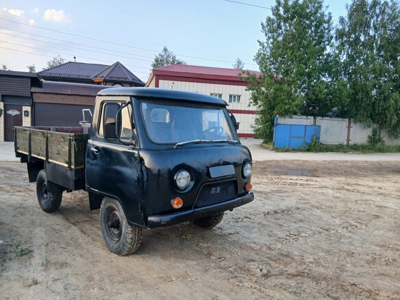 1988 УАЗ 3303, зелёный, 250000 рублей