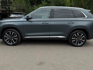 2023 Geely Monjaro (Xingyue L) I, серый, 3100000 рублей, вид 3
