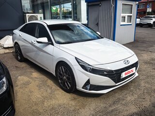 2021 Hyundai Avante VII, белый, 1750000 рублей, вид 1