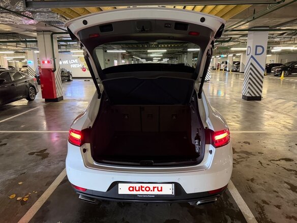 2019 Porsche Macan I Рестайлинг, белый, 4200000 рублей - вид 14