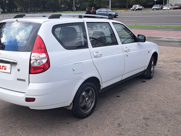 2013 Lada (ВАЗ) Priora I Рестайлинг, белый, 340000 рублей - вид 3