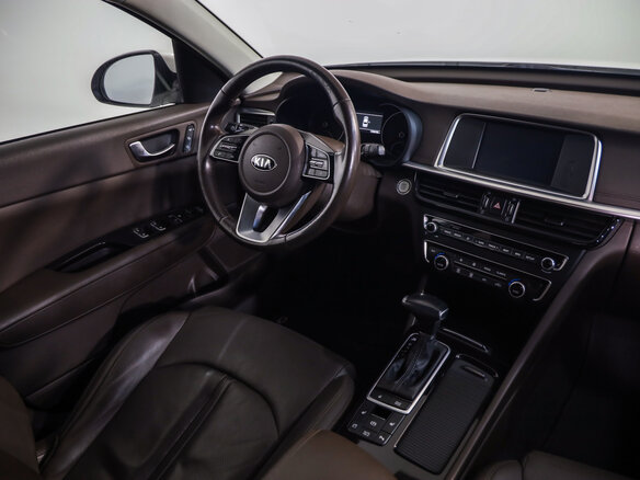 2018 Kia Optima IV Рестайлинг, белый, 1689000 рублей - вид 8