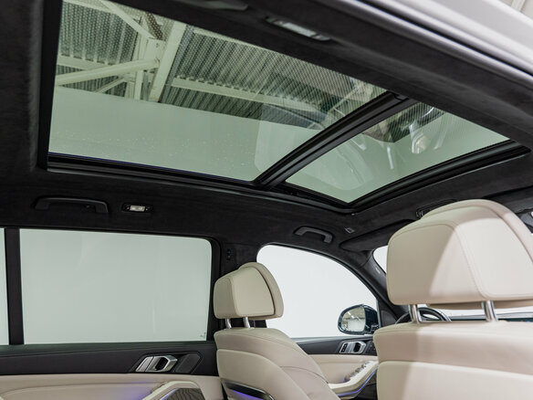 2023 BMW X7 40d I (G07) Рестайлинг, белый, 11590000 рублей - вид 38