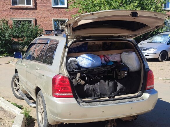 2001 Toyota Highlander I (XU20), золотистый, 1050000 рублей - вид 9