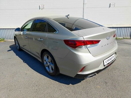 2018 Hyundai Sonata VII (LF) Рестайлинг, бежевый, 1645000 рублей, вид 5