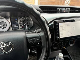 2021 Toyota Hilux VIII Рестайлинг 2, белый, 5200000 рублей, вид 4