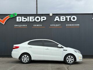 2012 Kia Rio III, белый, 789000 рублей, вид 3