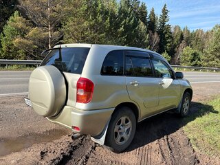 2000 Toyota RAV4 II (XA20), золотистый, 650000 рублей, вид 3