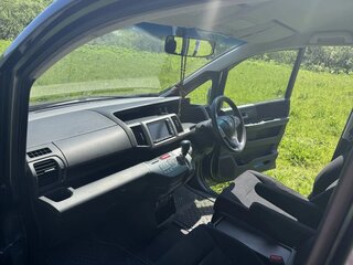 2012 Honda Stepwgn IV Рестайлинг, серый, 1350000 рублей, вид 4