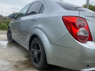2012 Chevrolet Aveo II, серебристый, 550000 рублей, вид 3