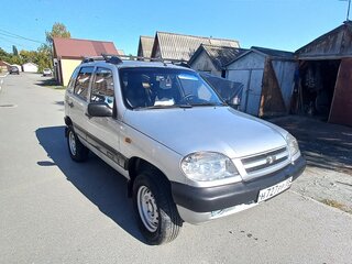 2007 Chevrolet Niva I, серебристый, 330000 рублей, вид 4
