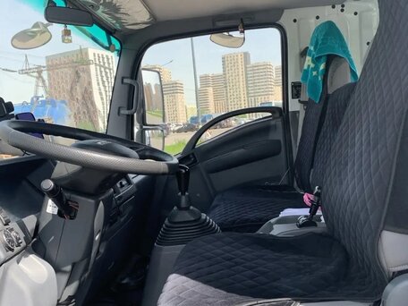 2024 Isuzu Elf (N-series), белый, 5000000 рублей, вид 3