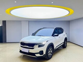 2022 Kia KX3, белый, 1475009 рублей, вид 1