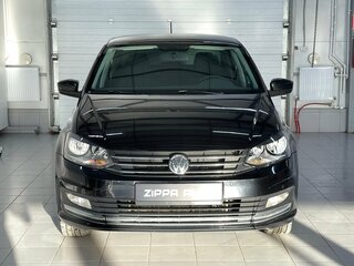 2015 Volkswagen Polo V Рестайлинг, чёрный, 999000 рублей, вид 2