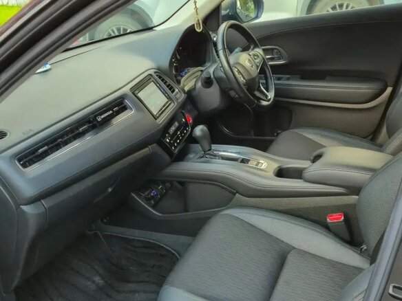 2018 Honda Vezel I Рестайлинг, чёрный, 1790000 рублей - вид 6