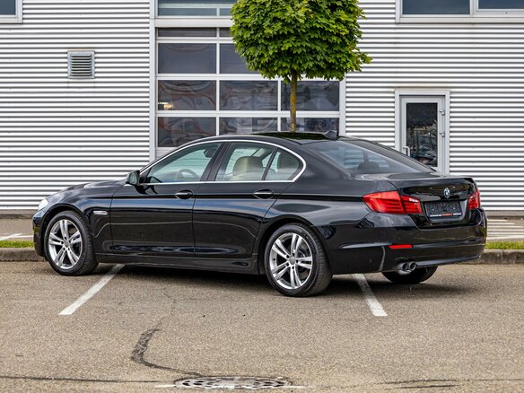 2011 BMW 5 серии 523i VI (F10/F11/F07), чёрный, 1495000 рублей - вид 3