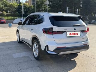 2025 BMW iX1 eDrive 25L, белый, 3886033 рублей, вид 5