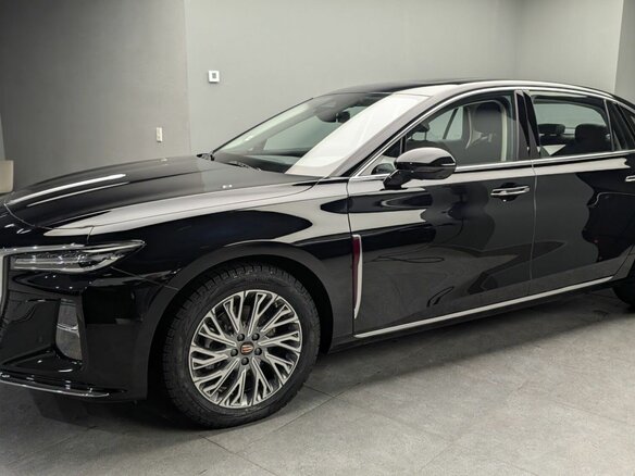 2025 Hongqi H5 II, чёрный