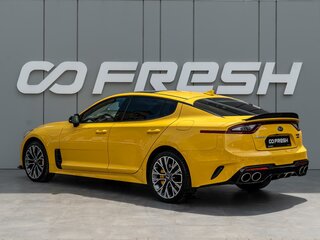 2018 Kia Stinger I, жёлтый, 2770000 рублей, вид 2