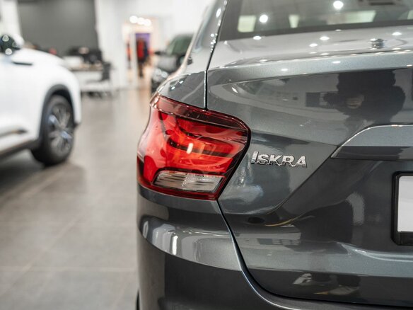 2026 Lada (ВАЗ) Iskra, серебристый - вид 7