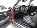 2023 Mini Hatch Cooper III (F55/F56) Рестайлинг 2, красный - вид 5