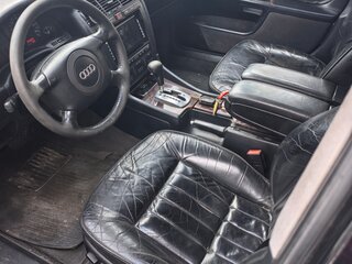 1998 Audi A8 I (D2), чёрный, 350000 рублей, вид 5