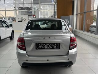 2026 Lada (ВАЗ) Granta I Рестайлинг, серебристый, 1238000 рублей, вид 3