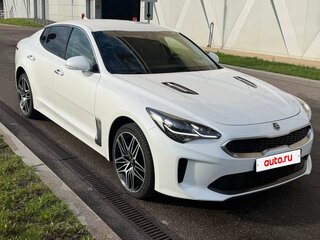 2019 Kia Stinger I, белый, 2299000 рублей, вид 2