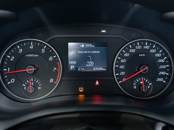 2019 Kia Stinger I, синий, 2750000 рублей - вид 22