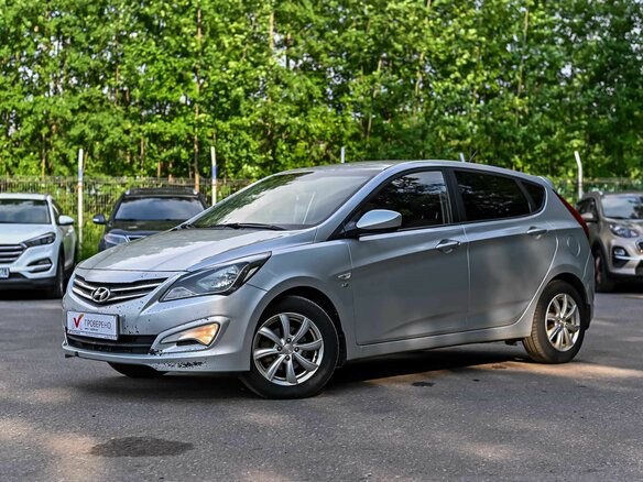 2014 Hyundai Solaris I Рестайлинг, серебристый