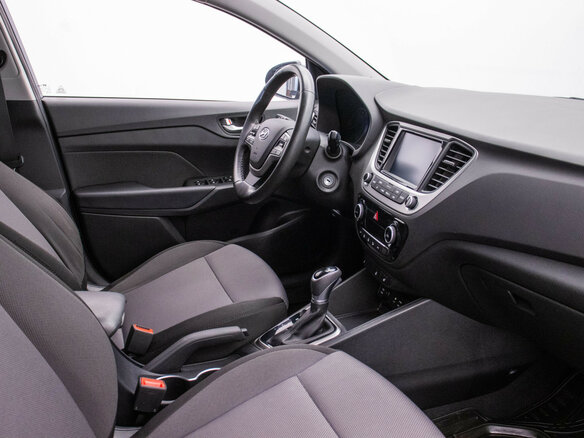 2017 Hyundai Solaris II, серый - вид 9
