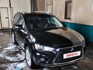 2010 Mitsubishi Outlander II Рестайлинг, чёрный, 1300000 рублей, вид 2