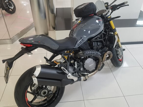 2018 Ducati Monster 1200, серый, 1250000 рублей - вид 29