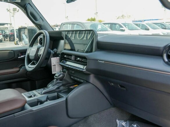 2026 Toyota Land Cruiser Prado 250 Series, белый, 9890000 рублей - вид 14