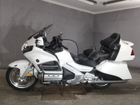 2012 Honda GL 1800 Gold Wing, белый, 1250000 рублей, вид 2