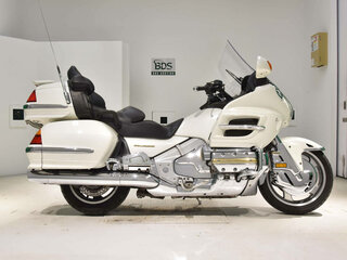 2001 Honda GL 1800 Gold Wing, белый, 870000 рублей, вид 1