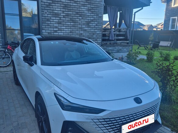 2023 Changan UNI-V I, белый, 2100000 рублей