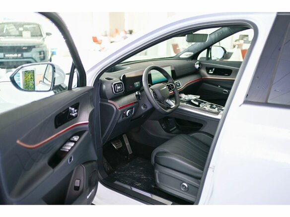 2026 Jaecoo J8, белый, 4599000 рублей - вид 6