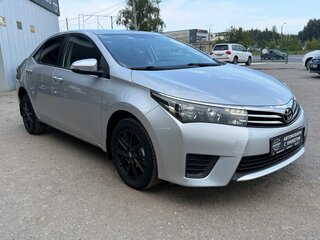 2014 Toyota Corolla XI (E160, E170, E180), серебристый, 1340000 рублей, вид 2