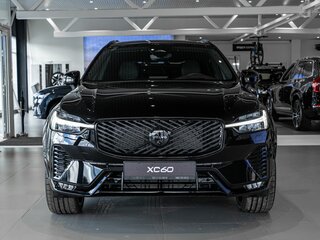 2025 Volvo XC60 II Рестайлинг 2, чёрный, 8400000 рублей, вид 3