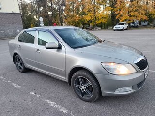 2013 Skoda Octavia II (A5) Рестайлинг, бежевый, 750000 рублей, вид 3