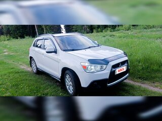 2011 Mitsubishi ASX I, белый, 900000 рублей, вид 3