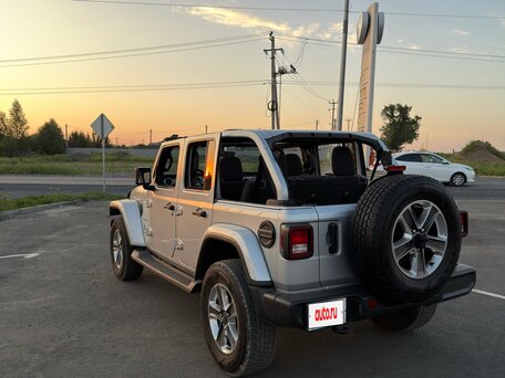 2022 Jeep Wrangler IV (JL), серый, 4150000 рублей, вид 3